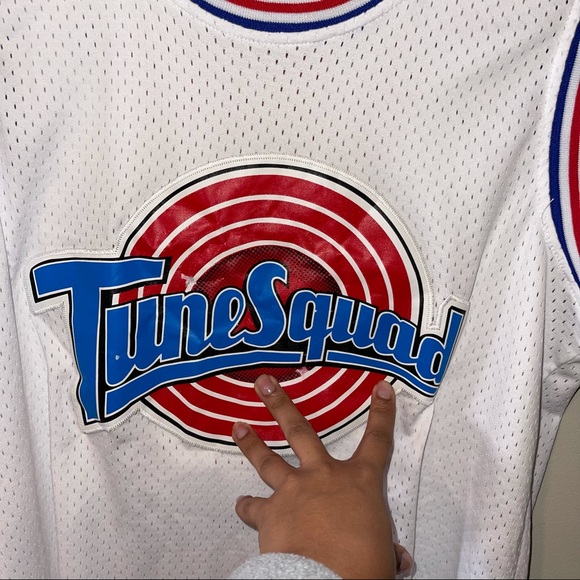 Men’s sz S Looney Tunes Squad Bugs 1 Vintage White Space Jam jersey-Nostalgic - Picture 8 of 8